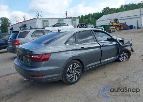 2021 Volkswagen Jetta 1.4T Sel from USA, damaged, VIN 3VWE57BU0MM089441